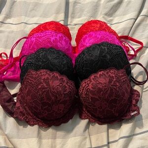 Set of 4 Victoria’s Secret Pink lace bras